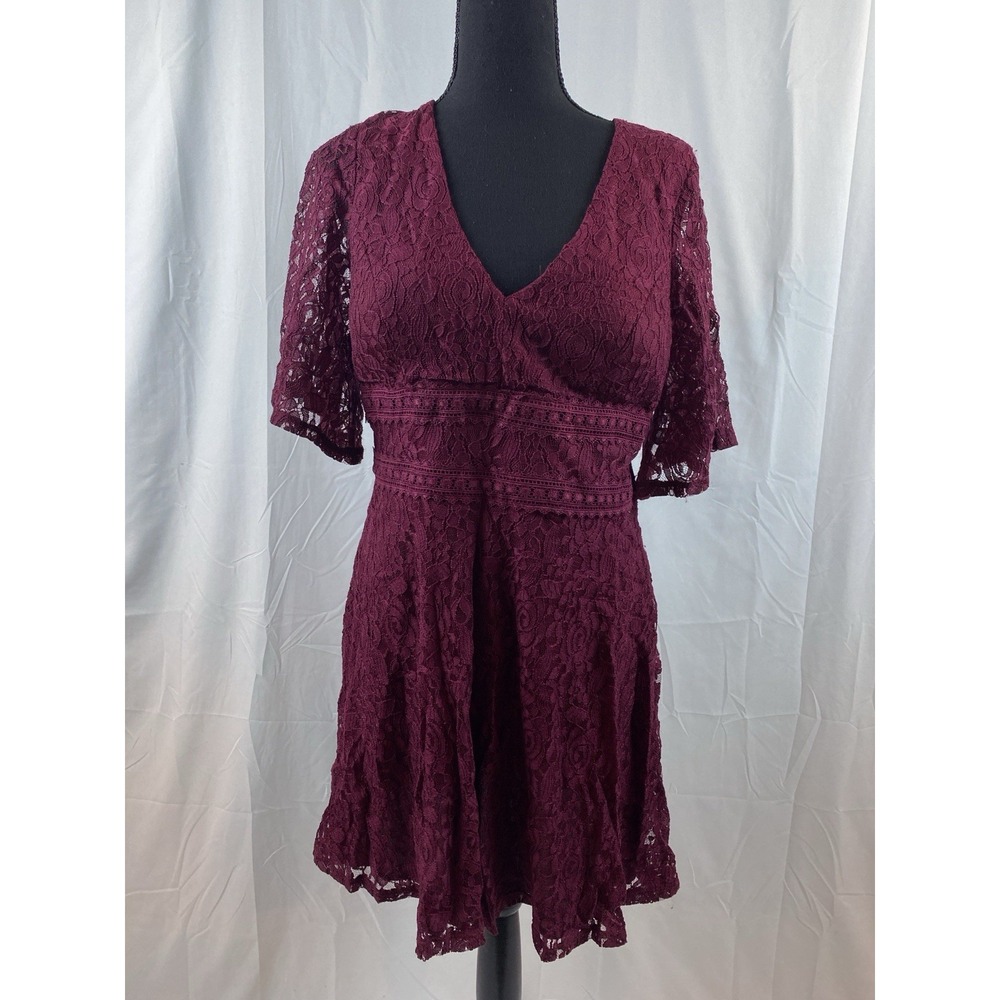 Juniors Size 9 Fit N Flare Maroon Half Sleeve Mini Dress‎